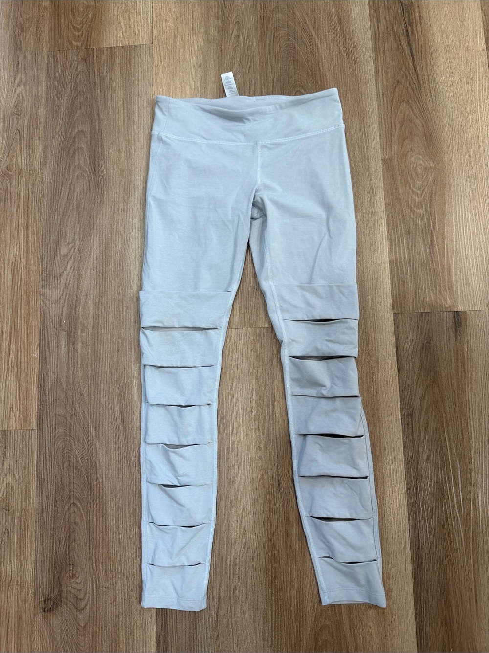 Lululemon Ivivva Girls Leggings Vent Panels Leggings Light Gray Discontinued 12